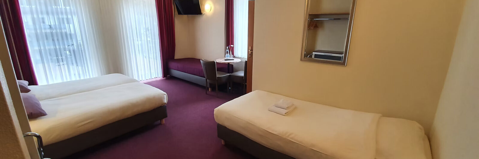 quadruple-room-hd